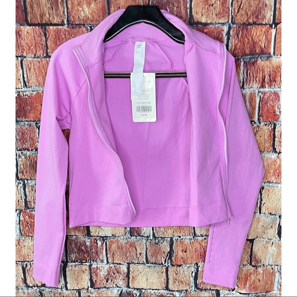 NWT Fabletics Nixie Crop SculptKnit® Jacket II Purple Large High Neck Zip Front - Picture 6 of 7